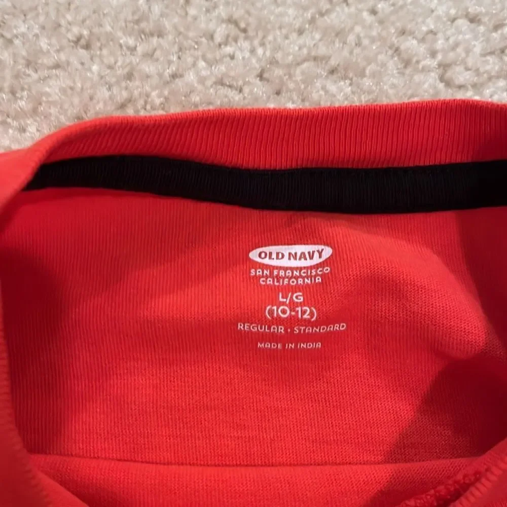 OLD NAVY SIZE LARGE 10/12 KIDS SHIRT